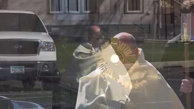 PARKING LOT PRIEST: Celebrating the Octave of Easter in the Shadow of the Cross